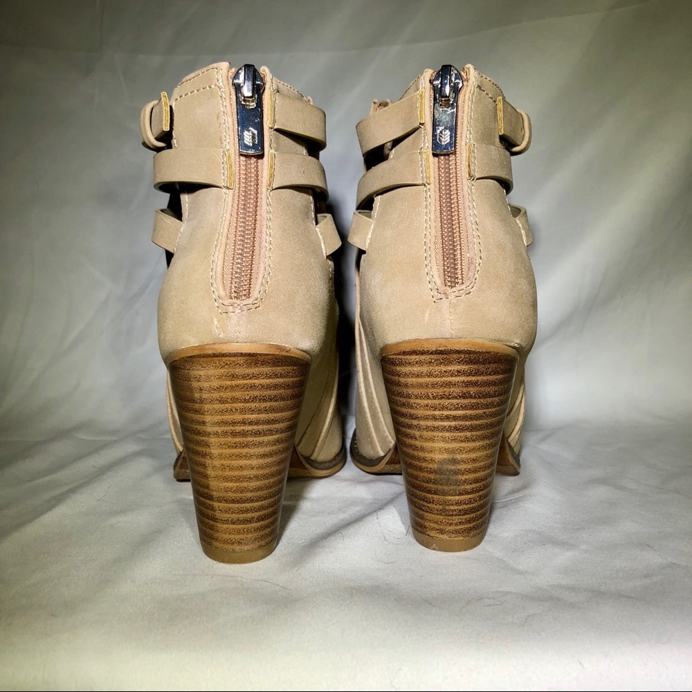 Booties - Picture 4 of 6